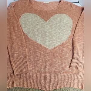 DEBUT VALENTINE READY PEACH BACKGROUND OATMEAL LARGE HEART PULLOVER Rounded Neck